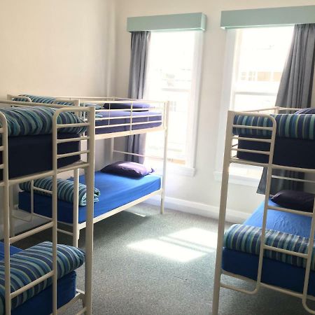 Harbourside City Backpackers Тауранга Экстерьер фото