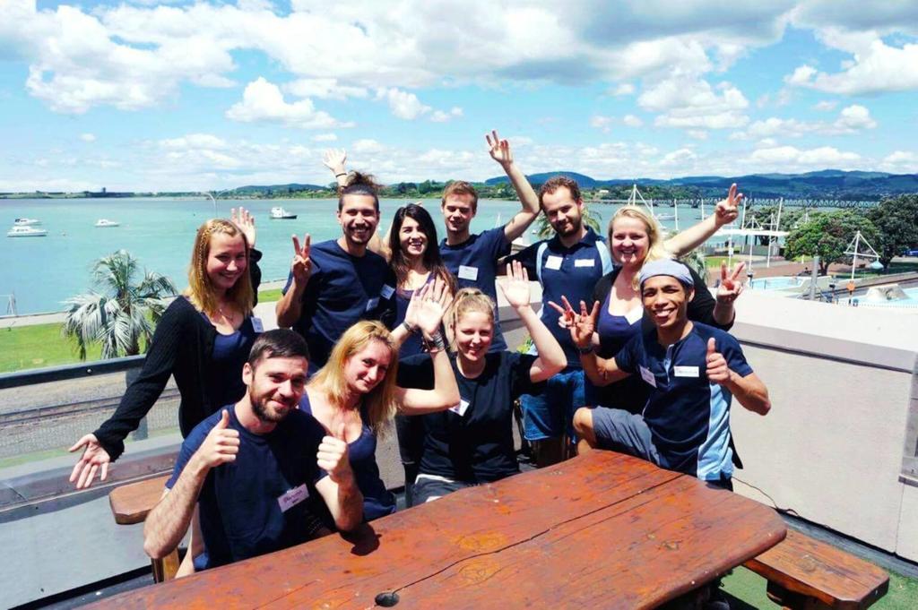 Harbourside City Backpackers Тауранга Экстерьер фото