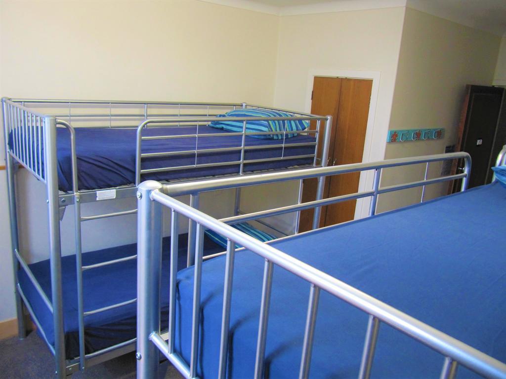 Harbourside City Backpackers Тауранга Экстерьер фото
