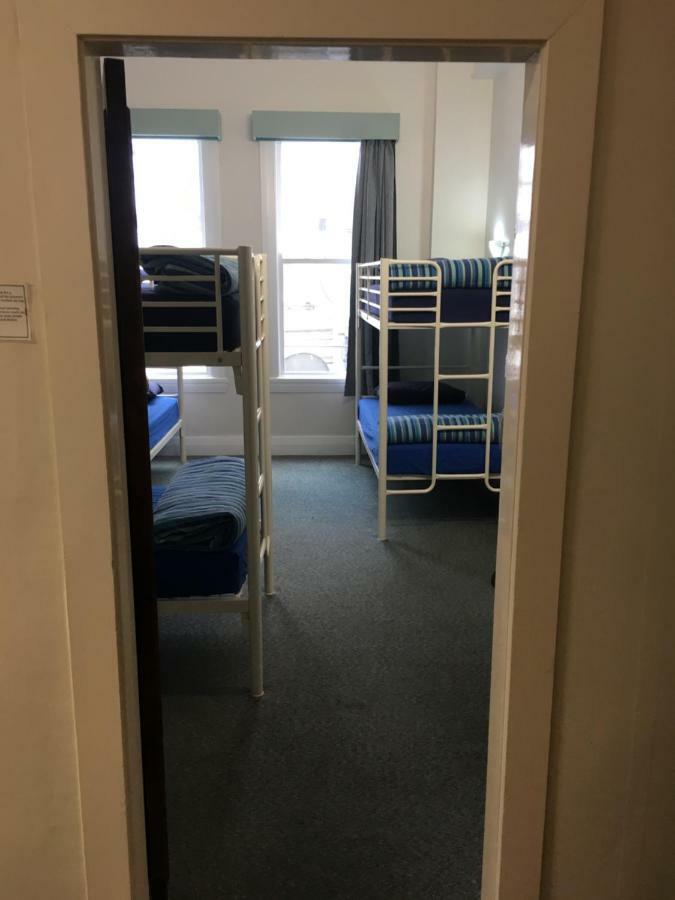 Harbourside City Backpackers Тауранга Экстерьер фото
